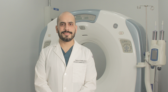 Doctor Carlos Alberto Medina Mora, médico especialista en Imagenología, diagnóstica y terapéutica